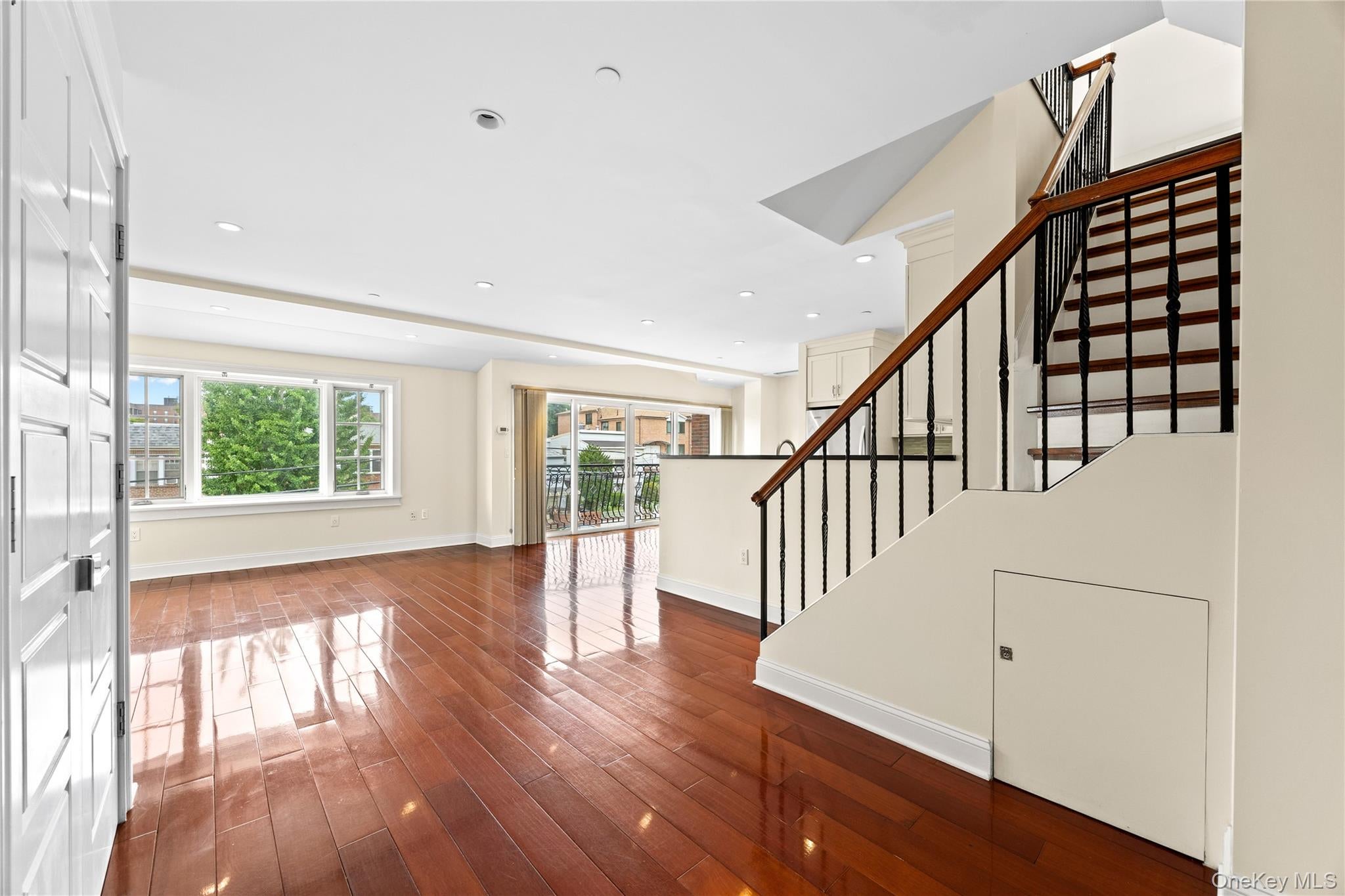 185 Battery Avenue 2A