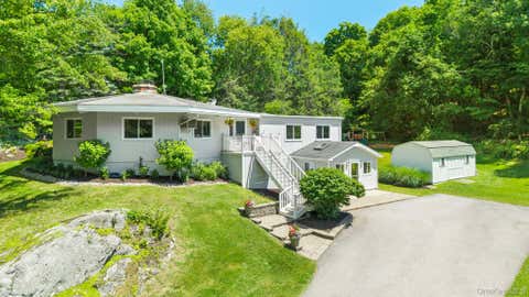 Homes For Sale - 12 Raymond Road<br/> North Salem, NY 10560