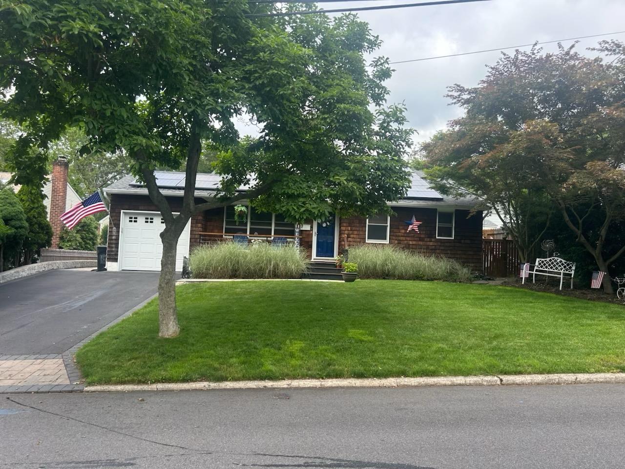 Property for Sale at Capitol Place, South Huntington, Hamptons, NY - Bedrooms: 3 
Bathrooms: 2  - $668,500