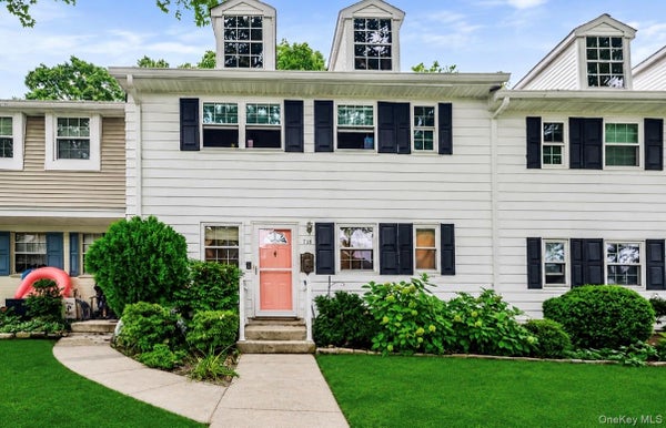 718 TOWNE HOUSE VLG, ISLANDIA, NY 11749 - Image 14c7ac3aa89b380d36bea2bc0dd8a8e6/637631094