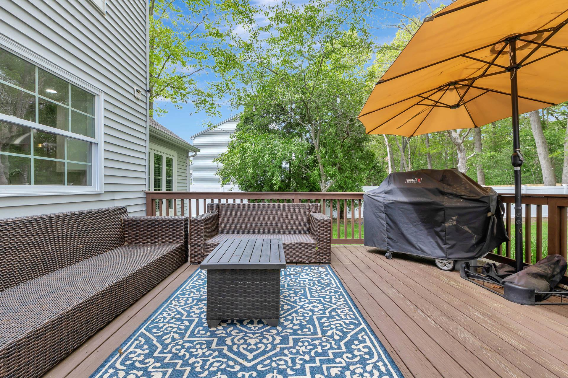 11 Samantha Drive, Coram, New York image 25