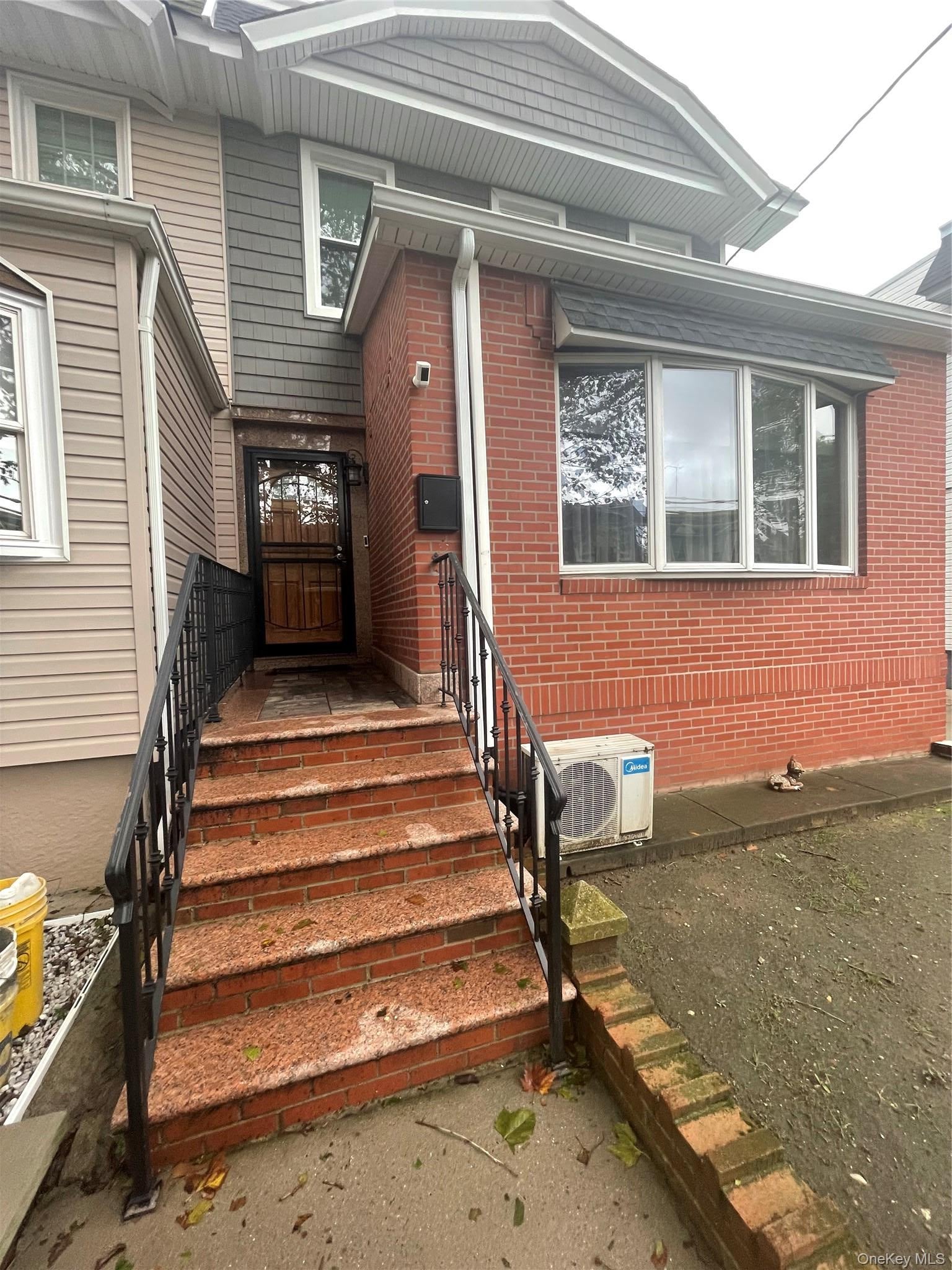 7736 76th Street