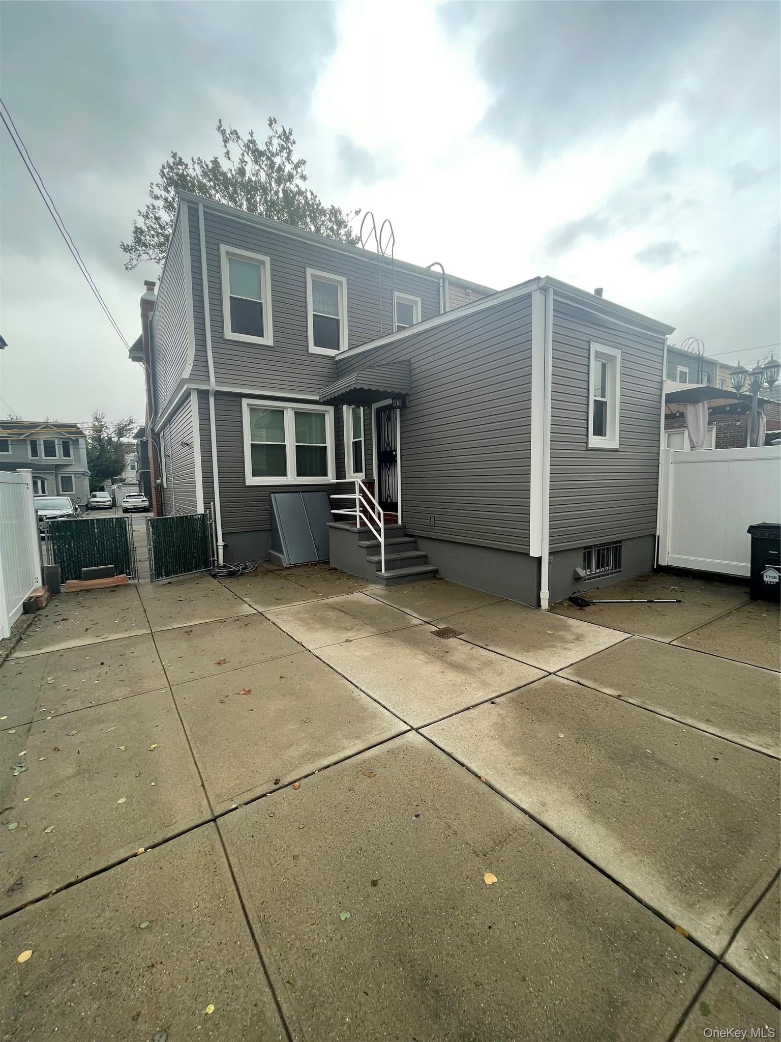 7736 76th Street