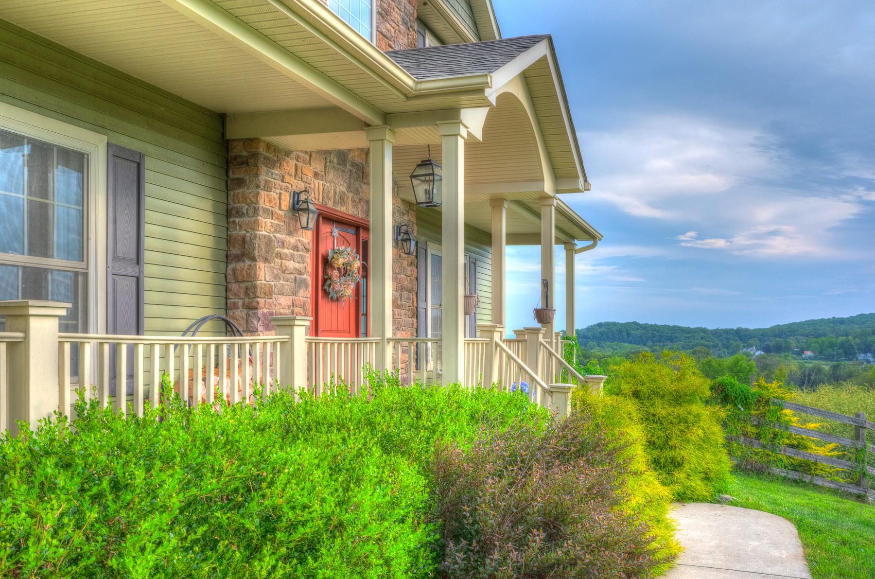 154 Hambletonian Road