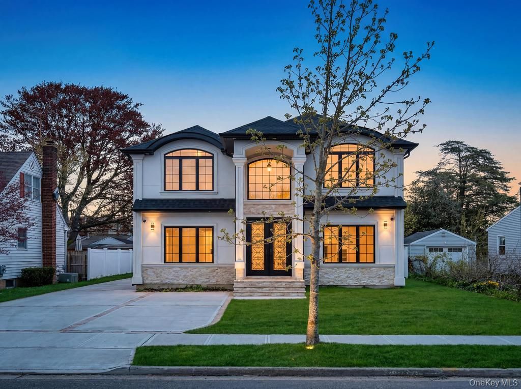 Photo of 71 Cedar Street, Hicksville, NY 11801 (MLS # 988278)