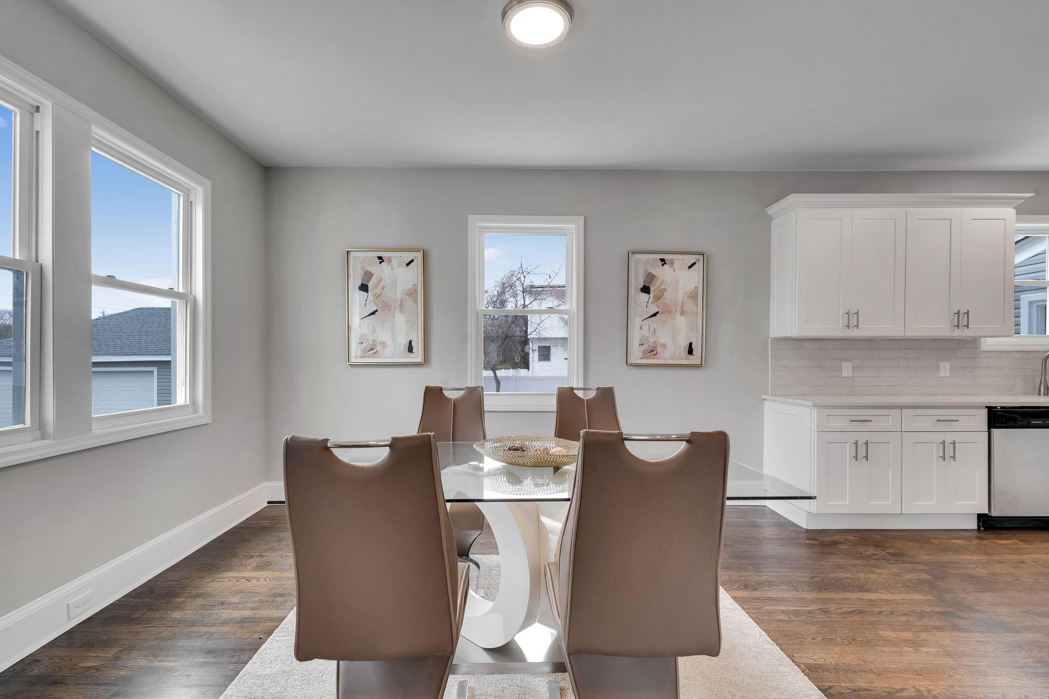 141 Park Avenue, Lindenhurst, New York image 11