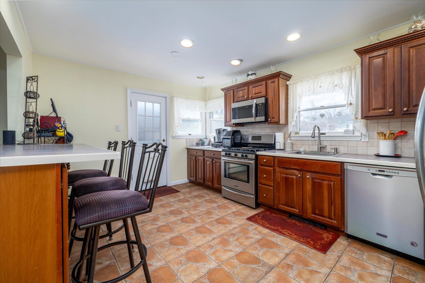 1051 Hastings Street, Baldwin, New York image 15