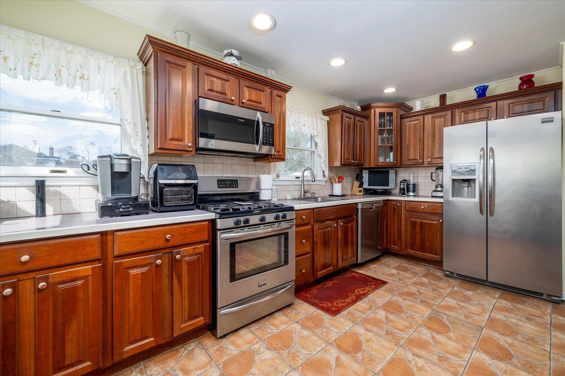 1051 Hastings Street, Baldwin, New York image 13
