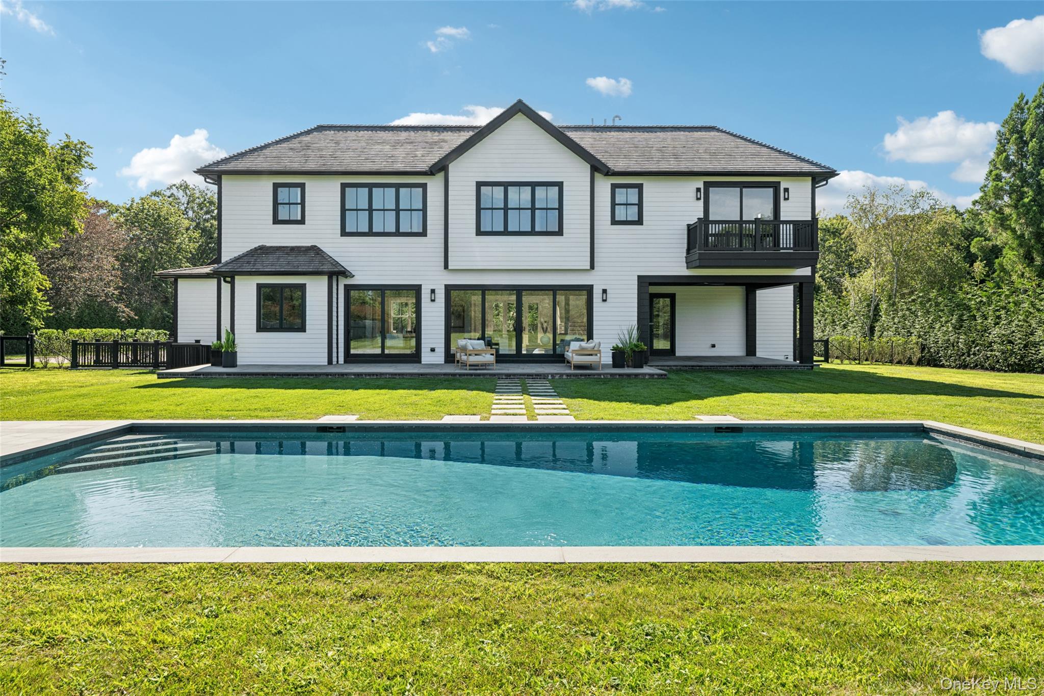 21 Cedar Lane