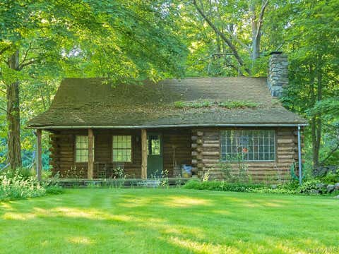Photo of 95 Angola Road, Cornwall, NY 12518 (MLS # 1004913)
