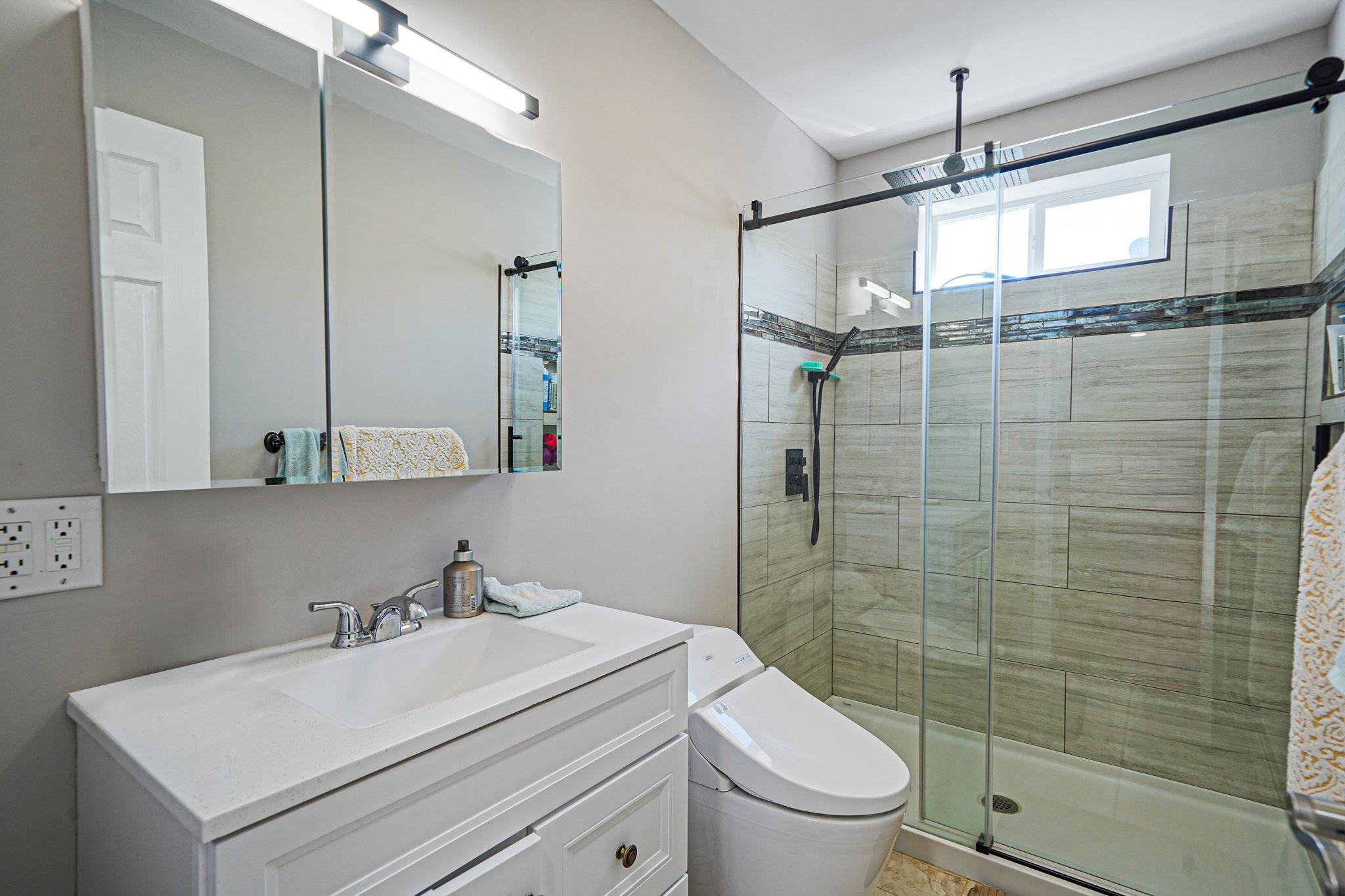 120 Orienta Avenue, Lake Grove, New York image 25