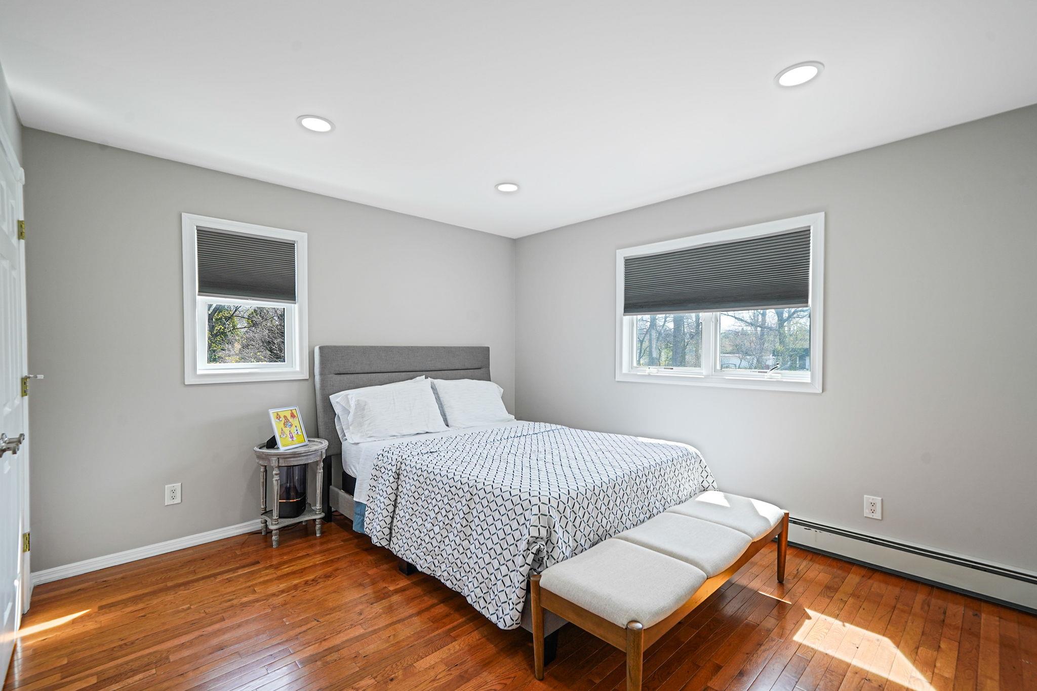 120 Orienta Avenue, Lake Grove, New York image 27