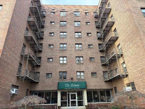 Condo For Sale - 87-56 Francis Lewis Boulevard #A-52<br/> Hollis, NY 11427