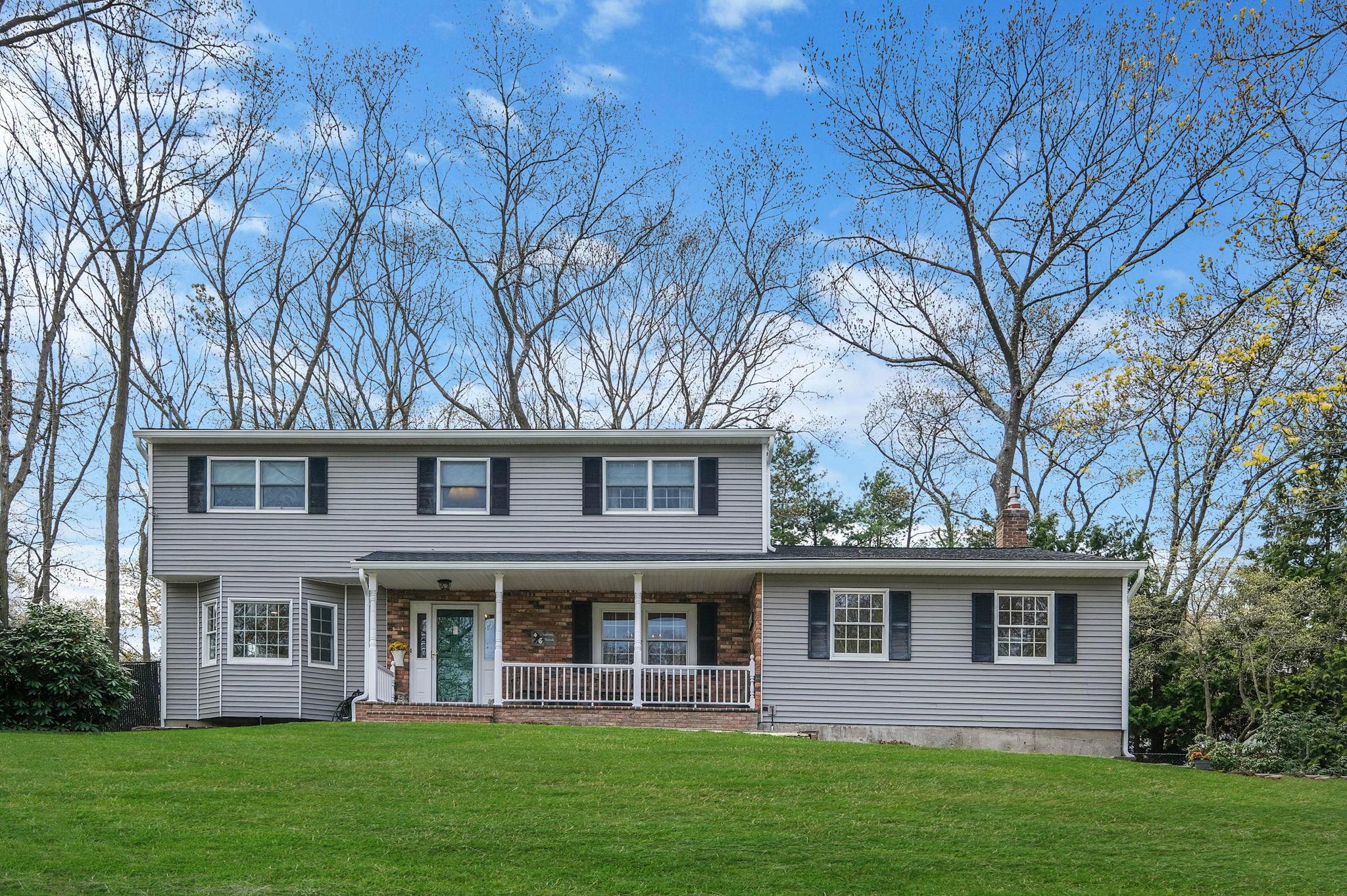 8 Judith Court, Rocky Point, New York image 1