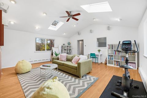 Tiny photo for 14 Valley Lane, Chappaqua, NY 10514 (MLS # 930895)