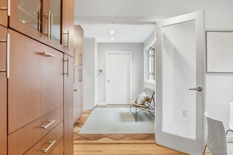 Tiny photo for 14 Valley Lane, Chappaqua, NY 10514 (MLS # 930895)