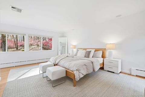 Tiny photo for 14 Valley Lane, Chappaqua, NY 10514 (MLS # 930895)