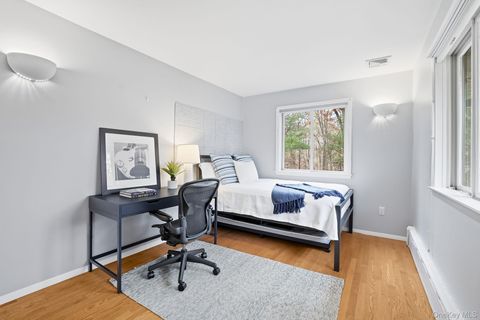 Tiny photo for 14 Valley Lane, Chappaqua, NY 10514 (MLS # 930895)