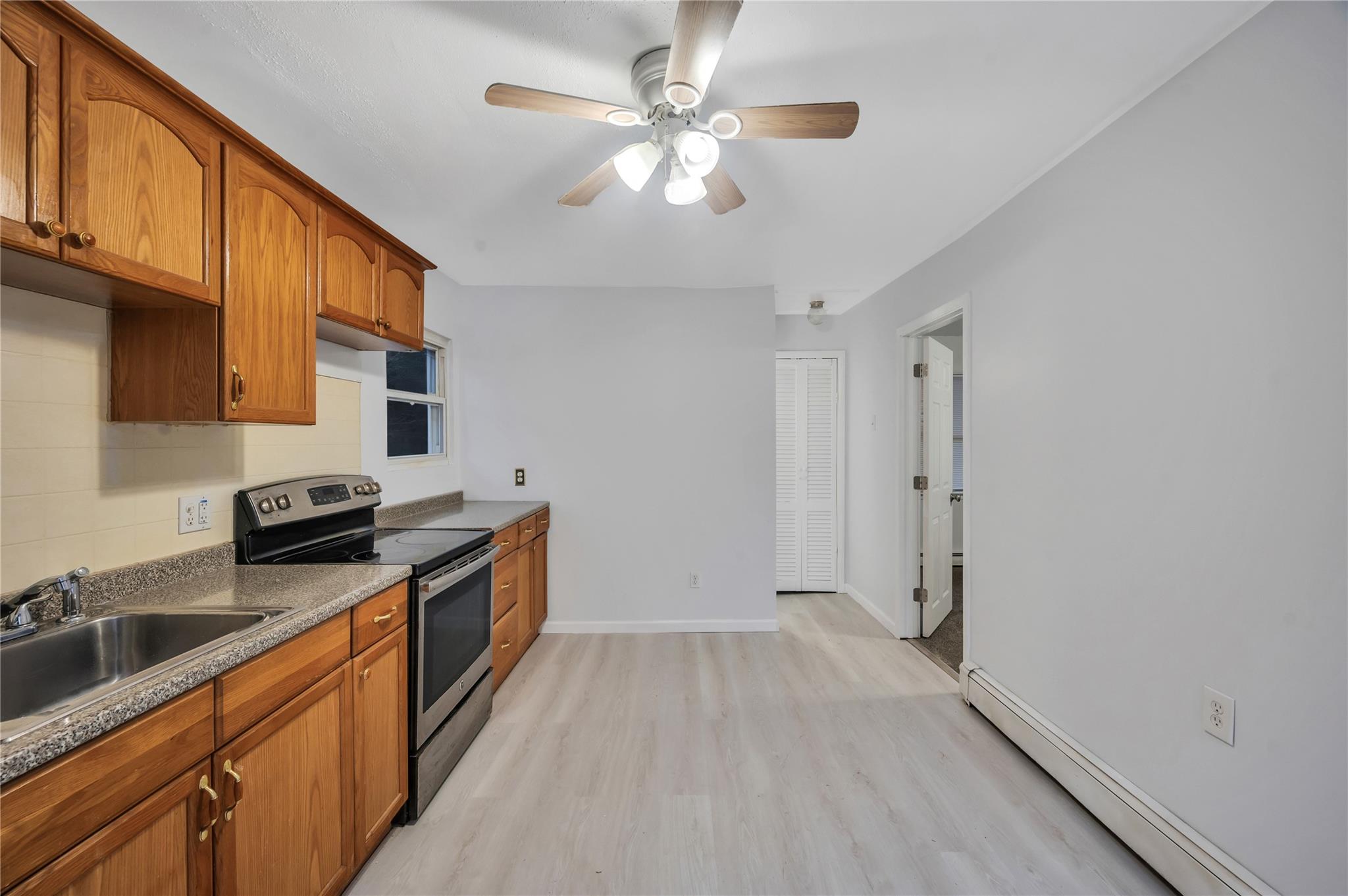 49 Hemlock Street, Selden, New York image 40