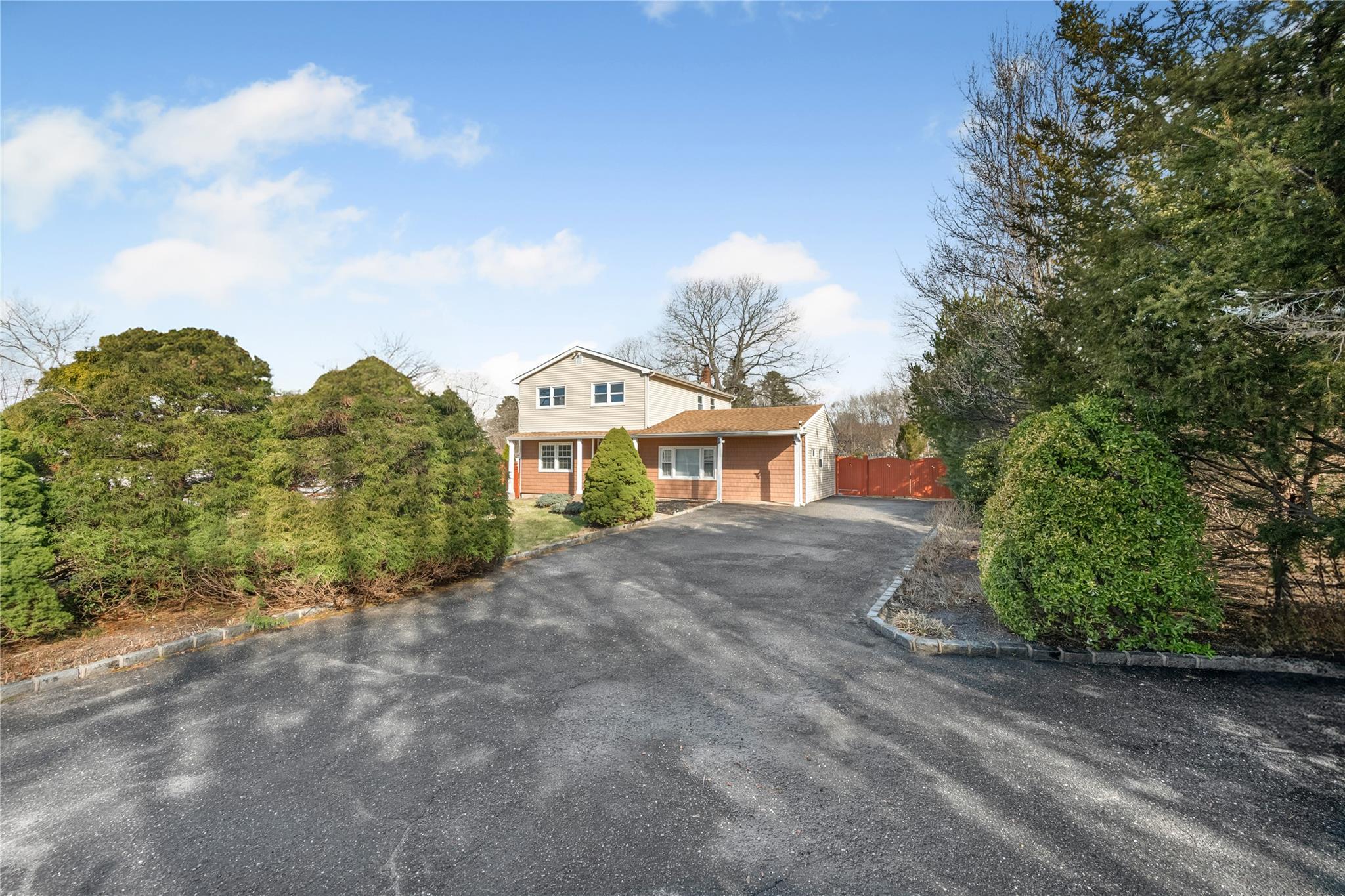 49 Hemlock Street, Selden, New York image 1