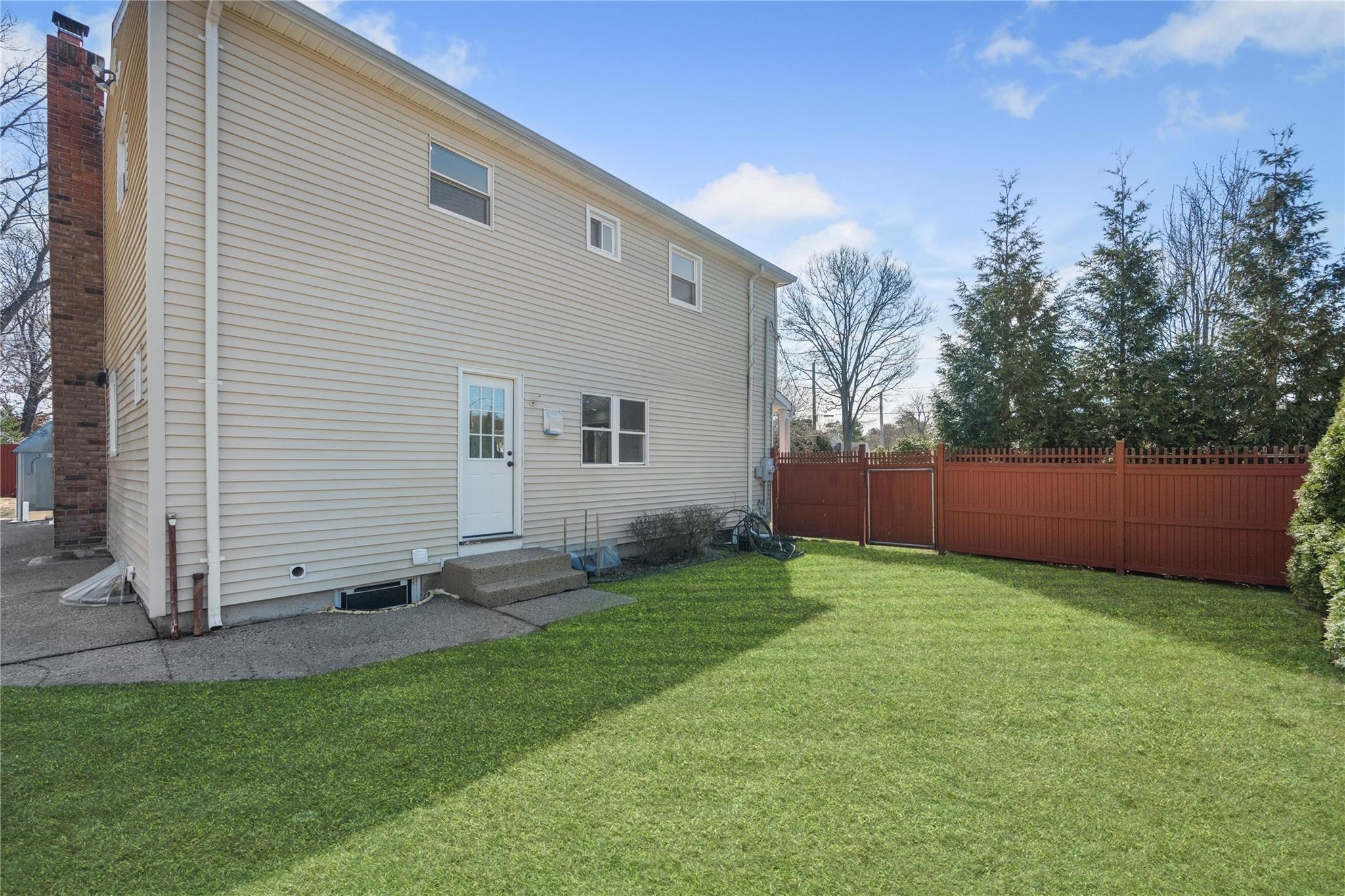 49 Hemlock Street, Selden, New York image 24