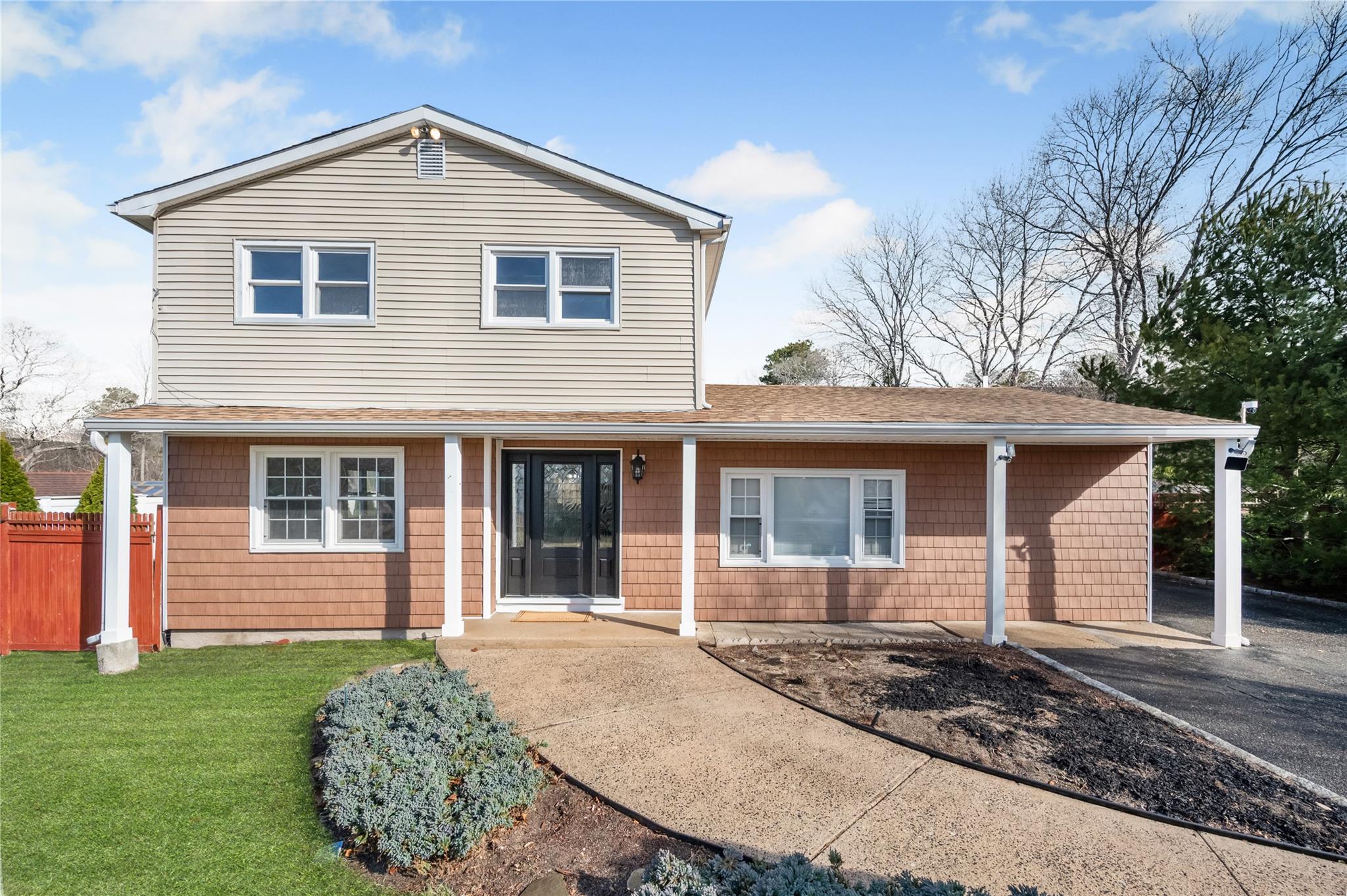 49 Hemlock Street, Selden, New York image 4