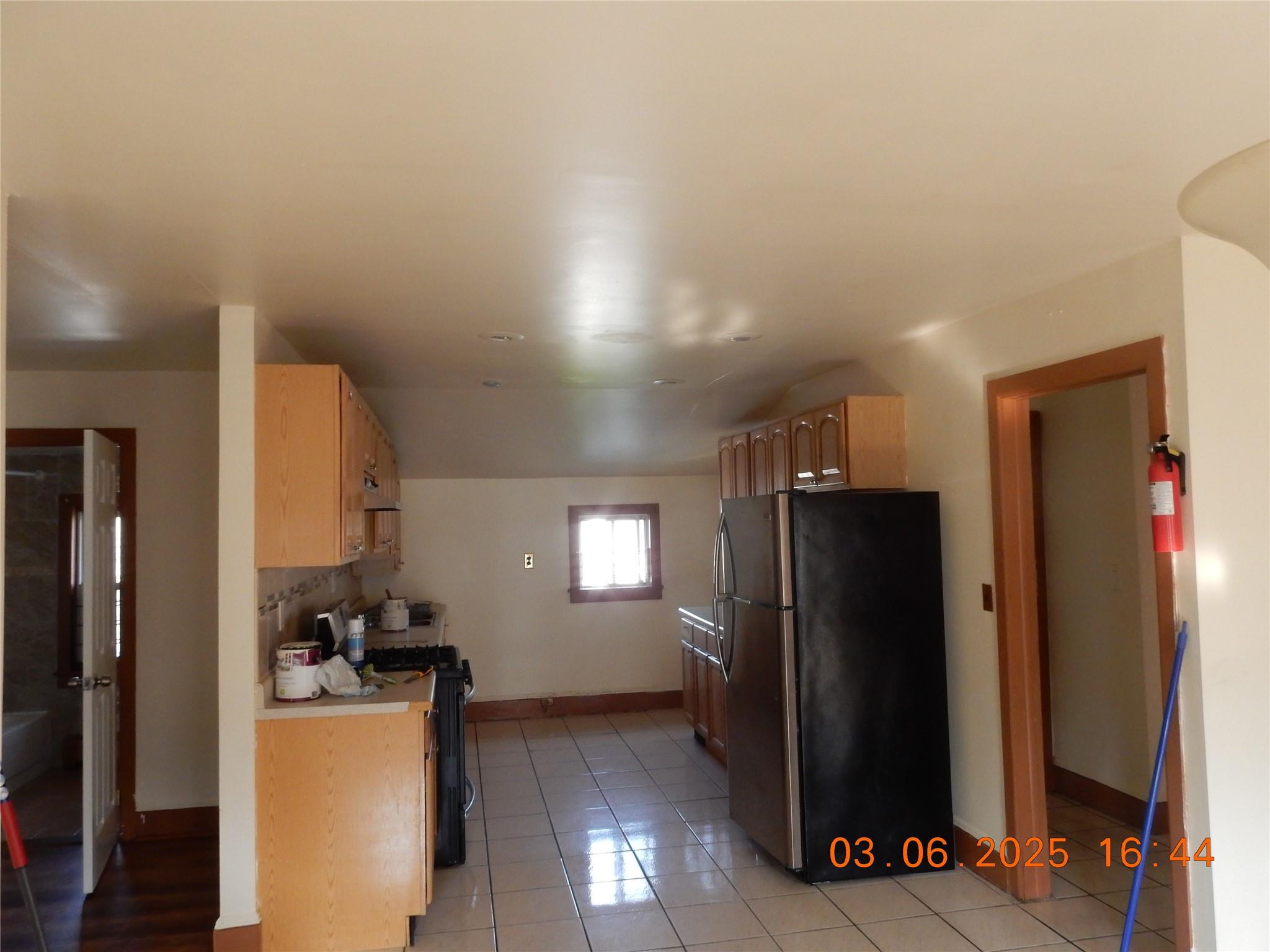 11 Beekman Avenue