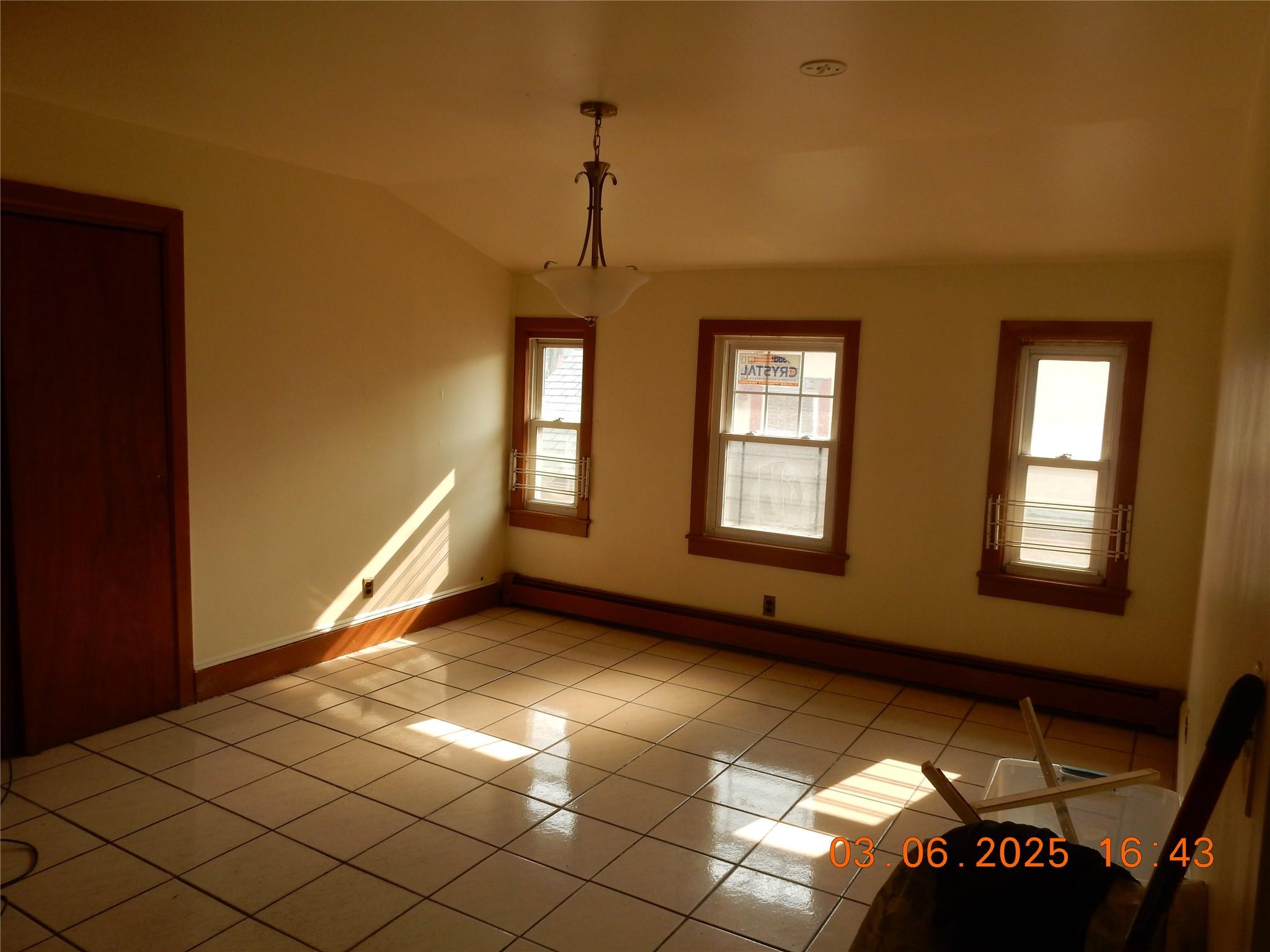 11 Beekman Avenue