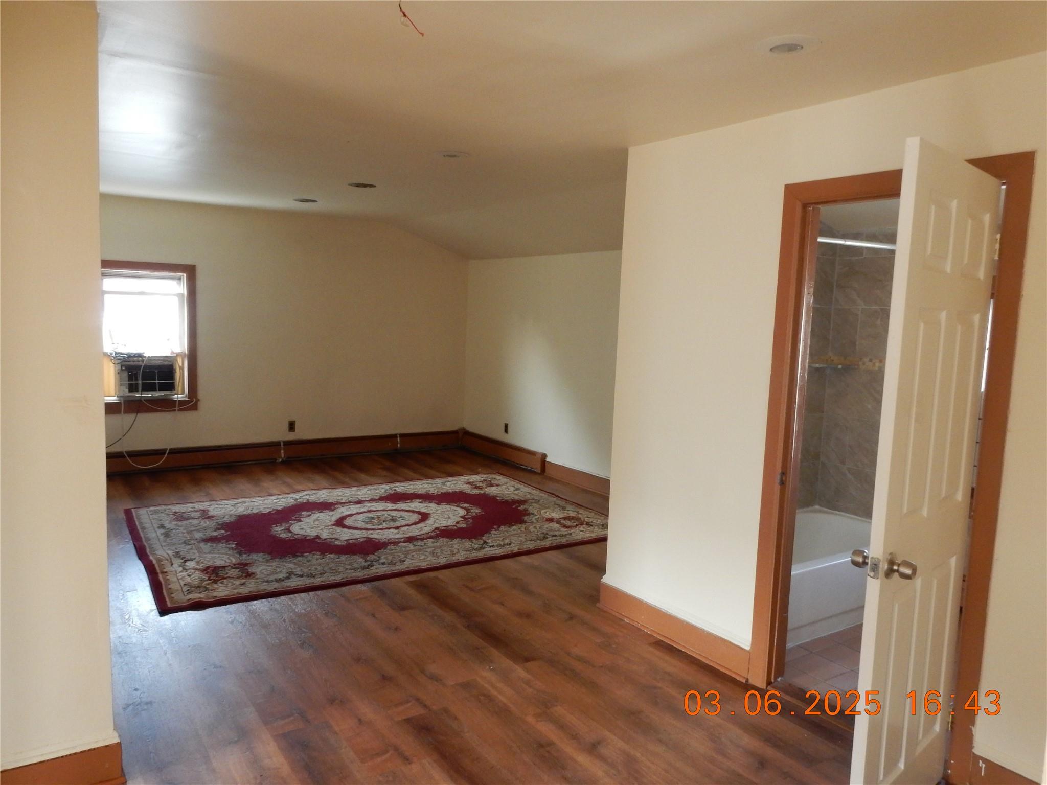 11 Beekman Avenue