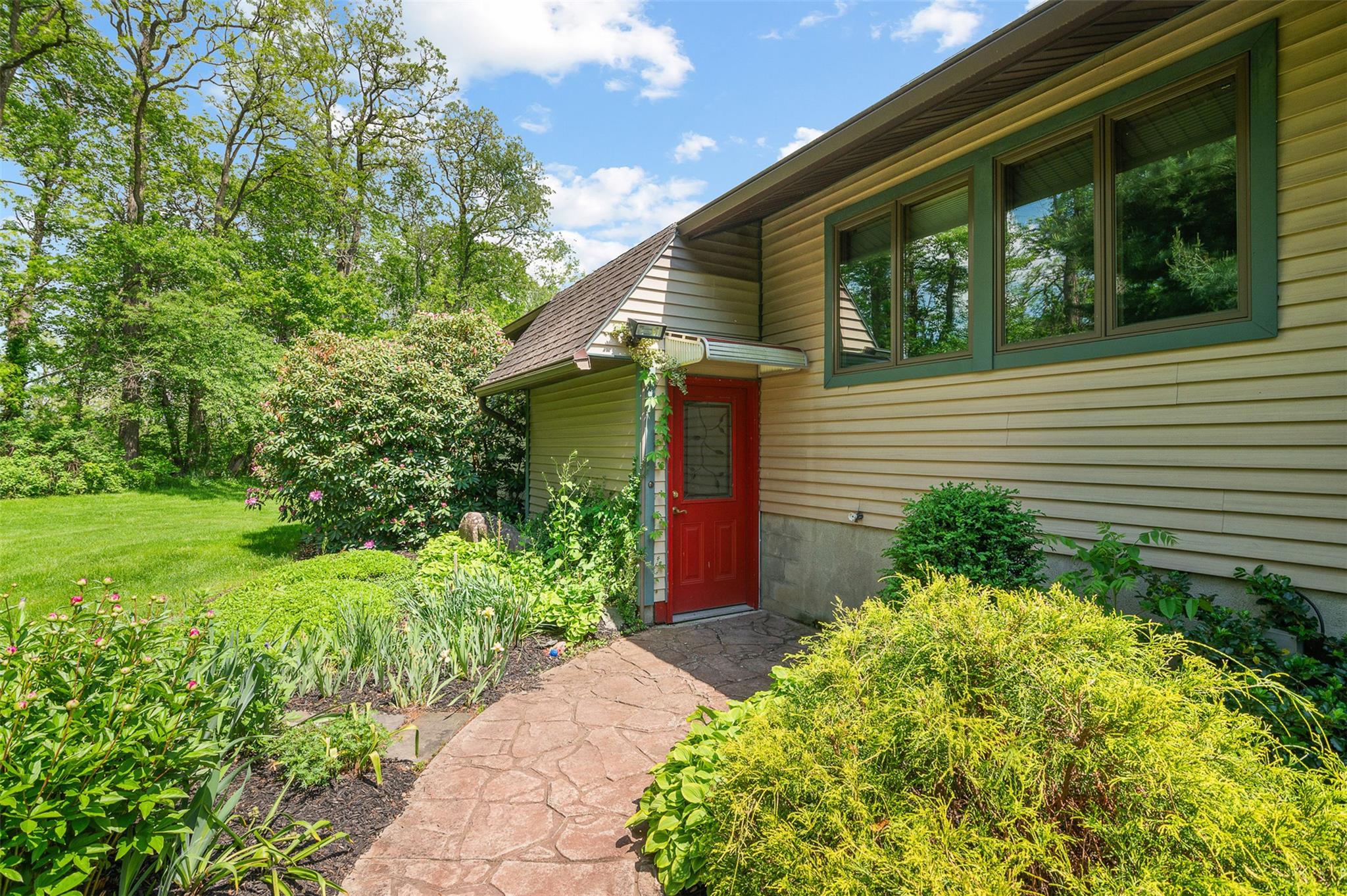 370 Forest Road, Wallkill, New York image 2