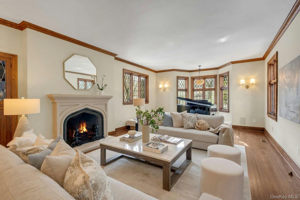 Photo of 15 Carstensen Road, Scarsdale, NY 10583 (MLS # 964196)