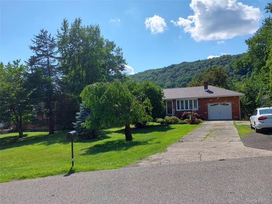 1 TAPPAN DR, MONROE, NY 10950 - Image 151c81c1af6443e092d830eae02f408f/640039982