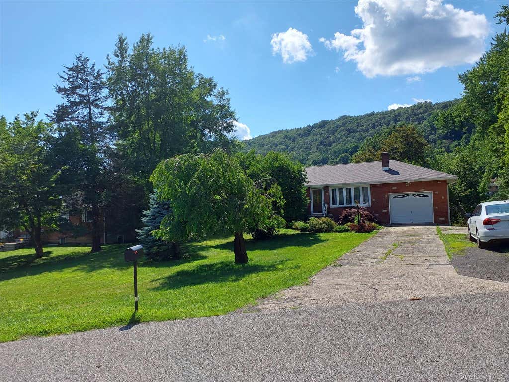 Photo of 1 Tappan Drive, Monroe, NY 10950 (MLS # 1037781)