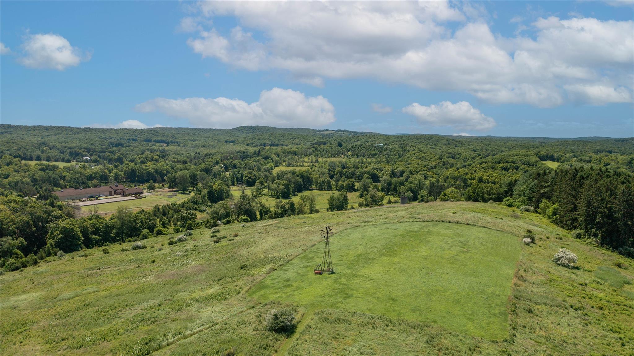 Red Hook, New York 12571, United States, 3 Bedrooms Bedrooms, ,5 BathroomsBathrooms,Residential,Active,170245