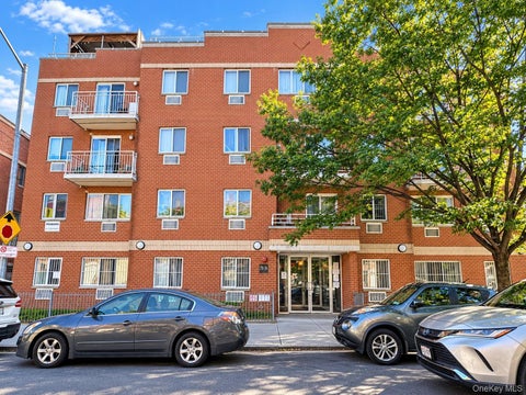 Photo of 7836 46th Avenue #3D, Elmhurst, NY 11373 (MLS # 1062067)