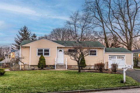 2502 Race Avenue, Medford, NY 11763 - MLS#: 987712