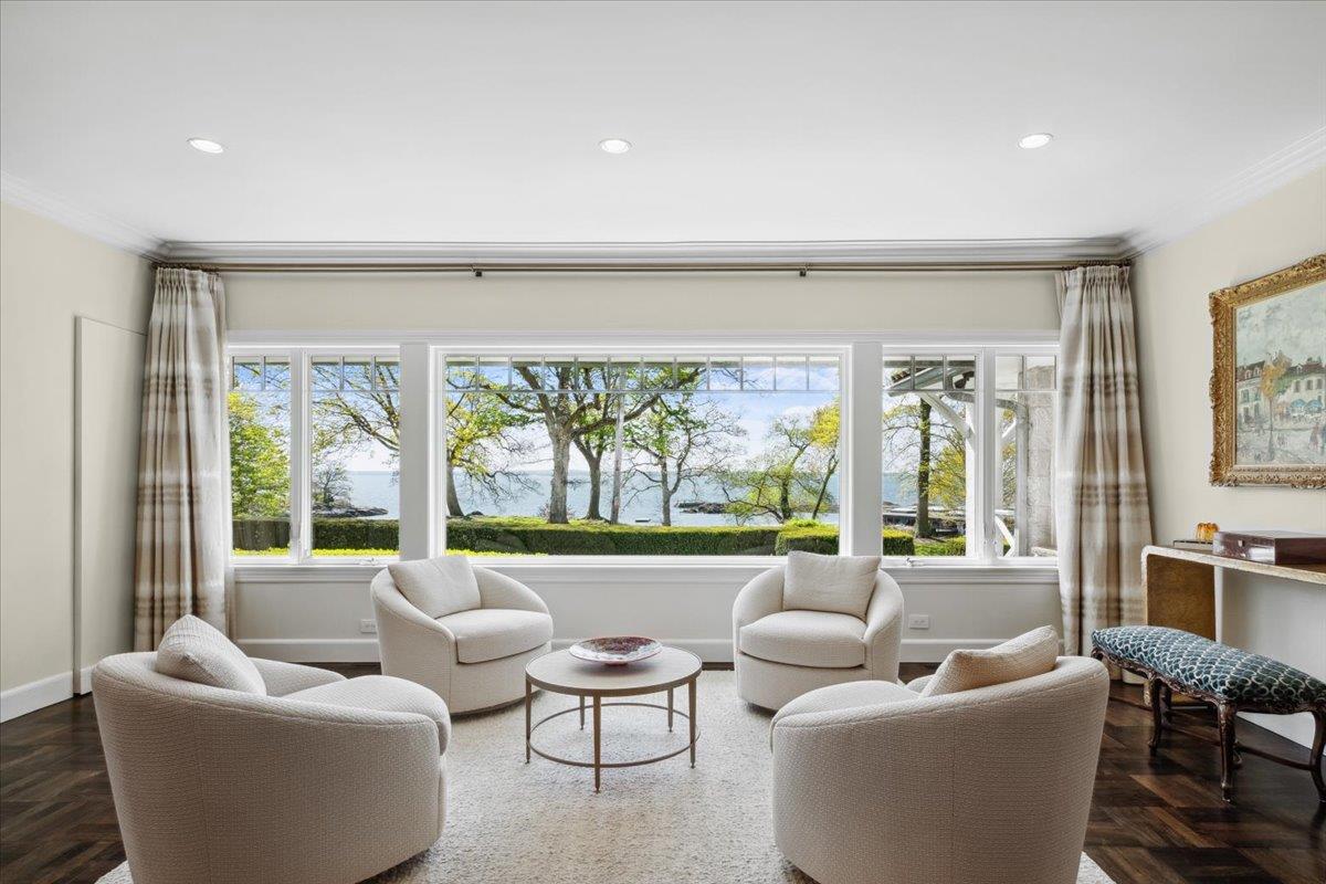 100 Park Avenue, Larchmont, New York image 8
