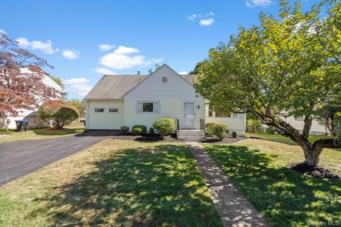 Photo of 43 Woodland Avenue, Poughkeepsie, NY 12603 (MLS # 924161)
