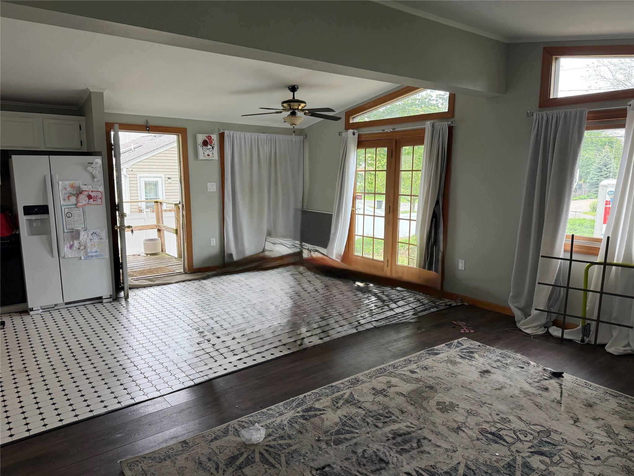 409 Bay Avenue, Patchogue, New York image 2
