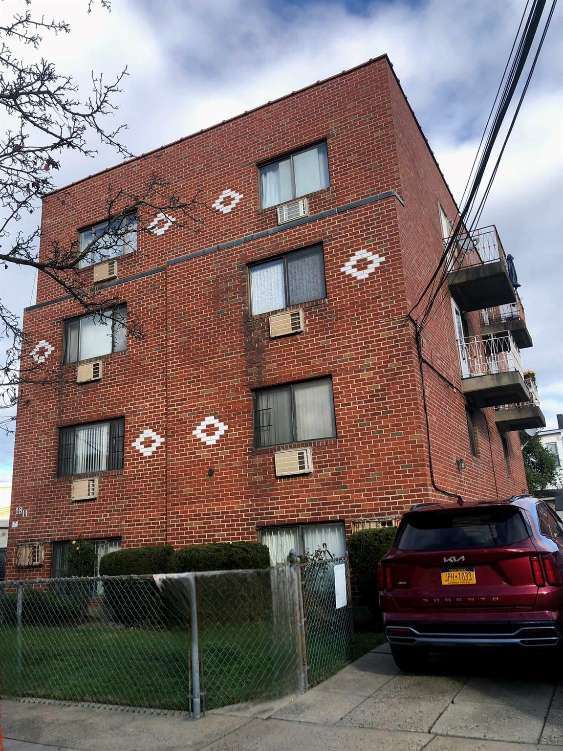 1811 123rd Street #4A, College Point, New York image 2