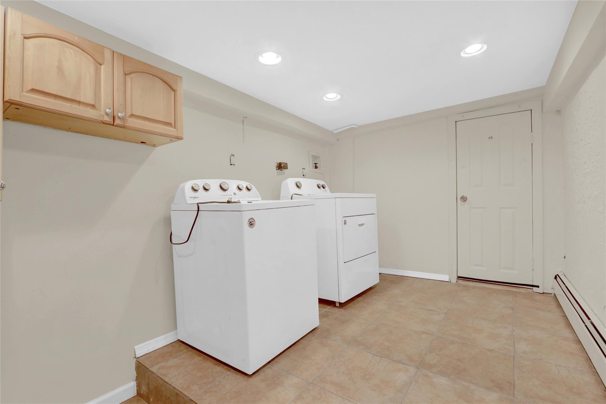 981 Oceanfront, Long Beach, New York image 36