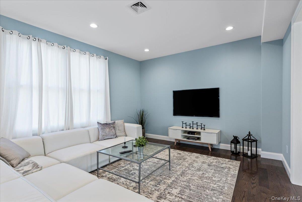 71 Stuyvesant Avenue