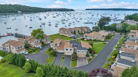 12 Fairwind Court Northport NY 11768