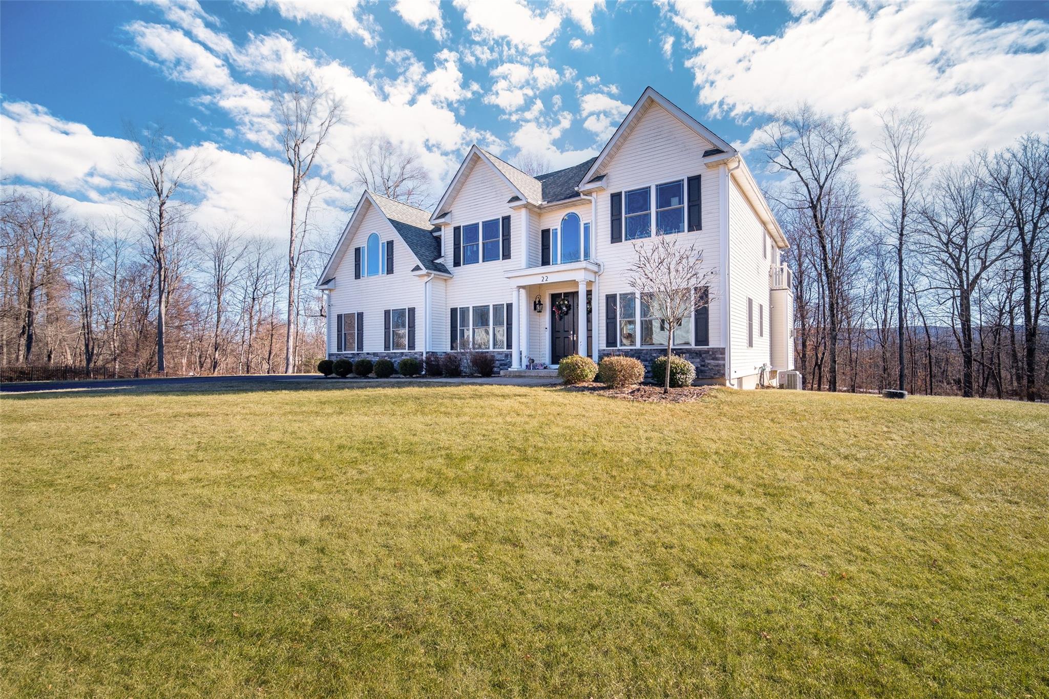 22 Biltmore Drive, Hopewell Junction, New York image 3