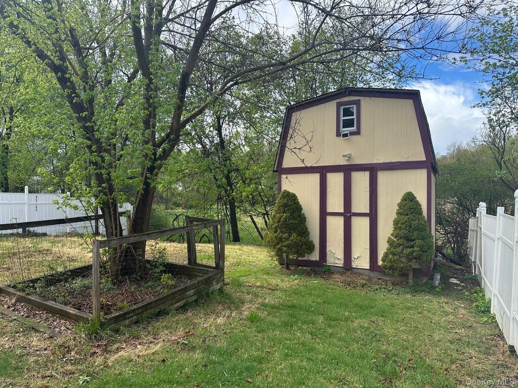 Photo of 13 Elm Street, Middletown, NY 10940 (MLS # 986504)