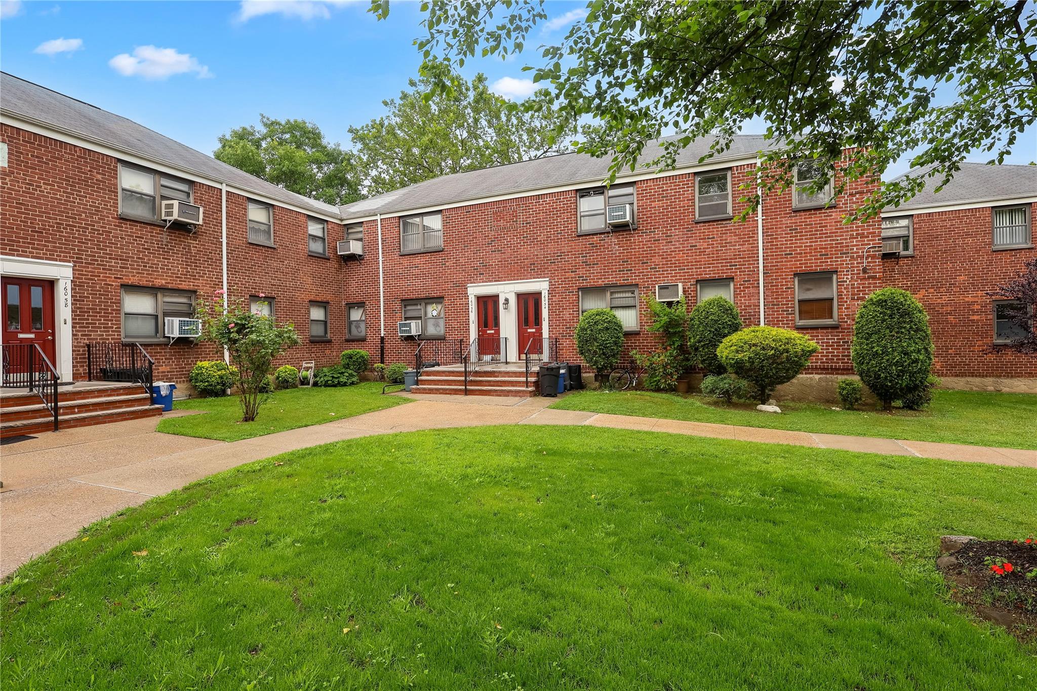 160-54 Willets Point Boulevard 4-206