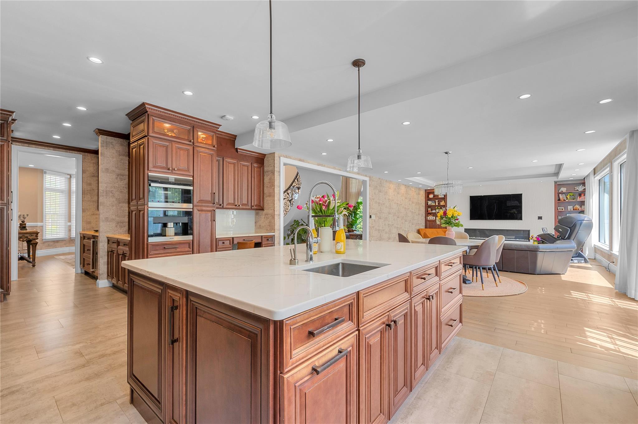 108 Fig Drive, Dix Hills, New York image 11