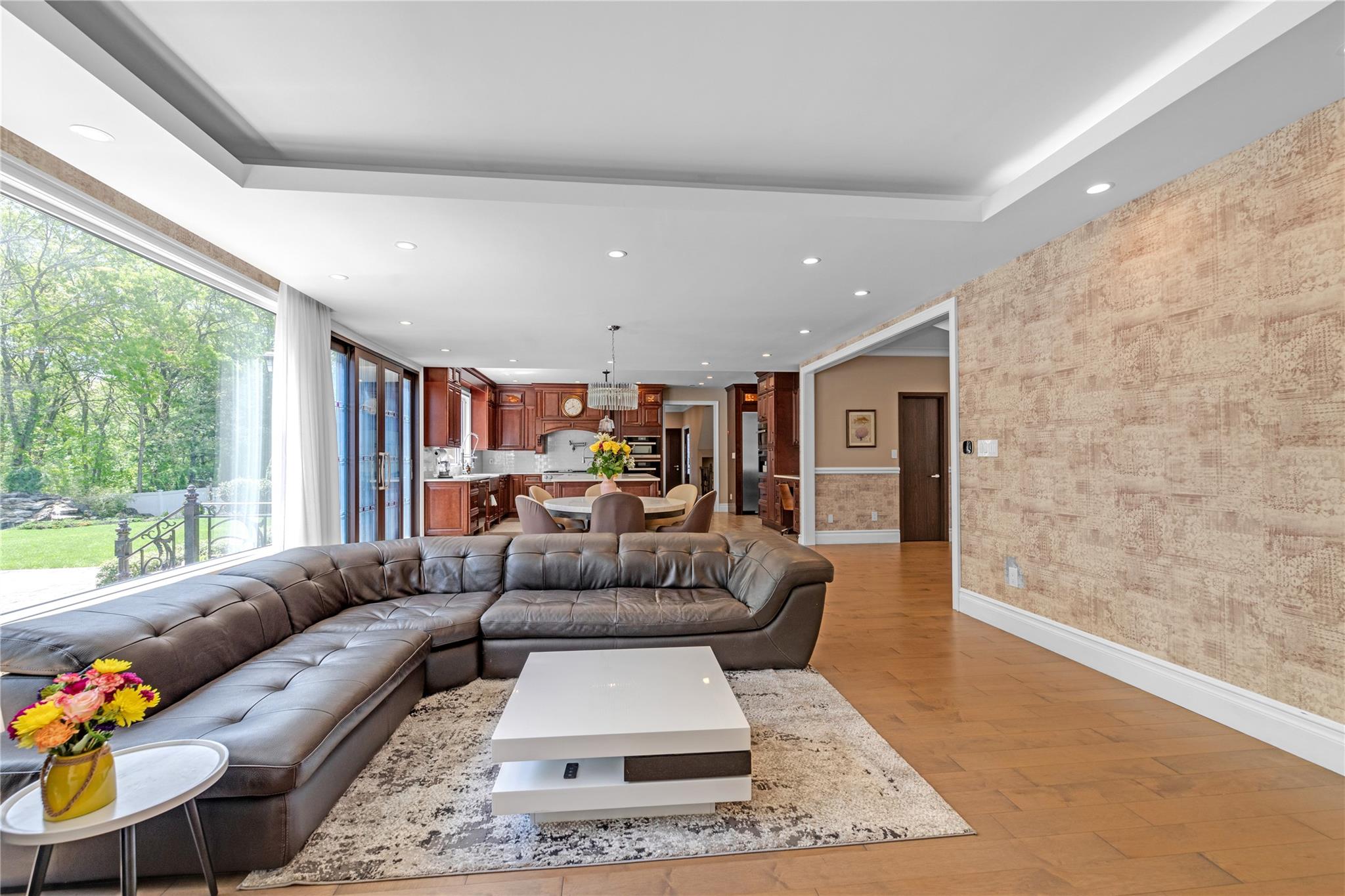 108 Fig Drive, Dix Hills, New York image 12