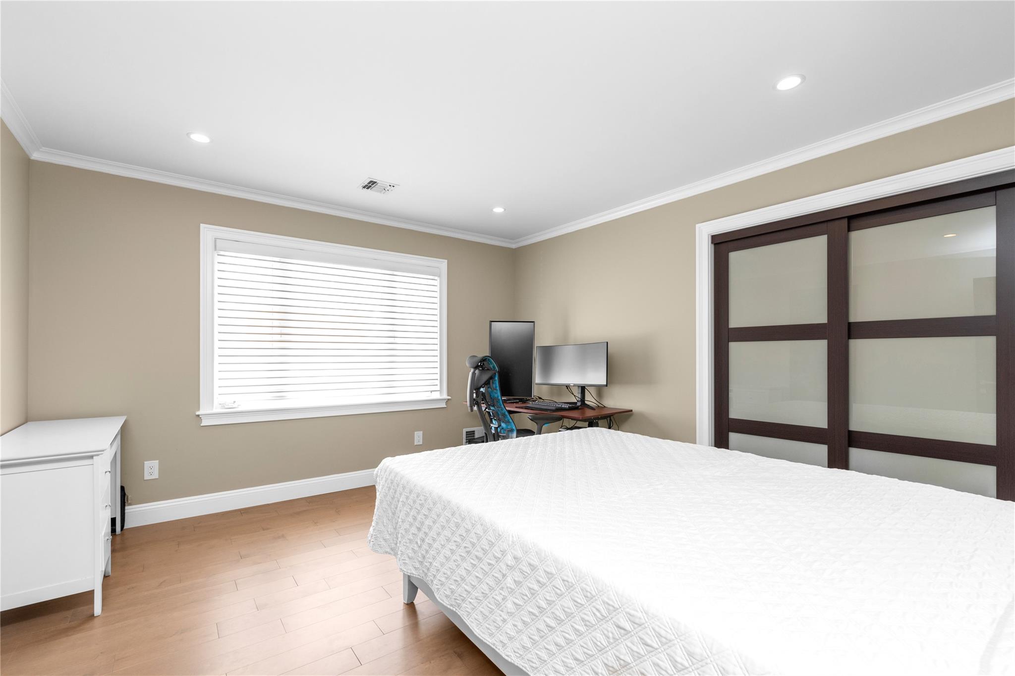 108 Fig Drive, Dix Hills, New York image 24