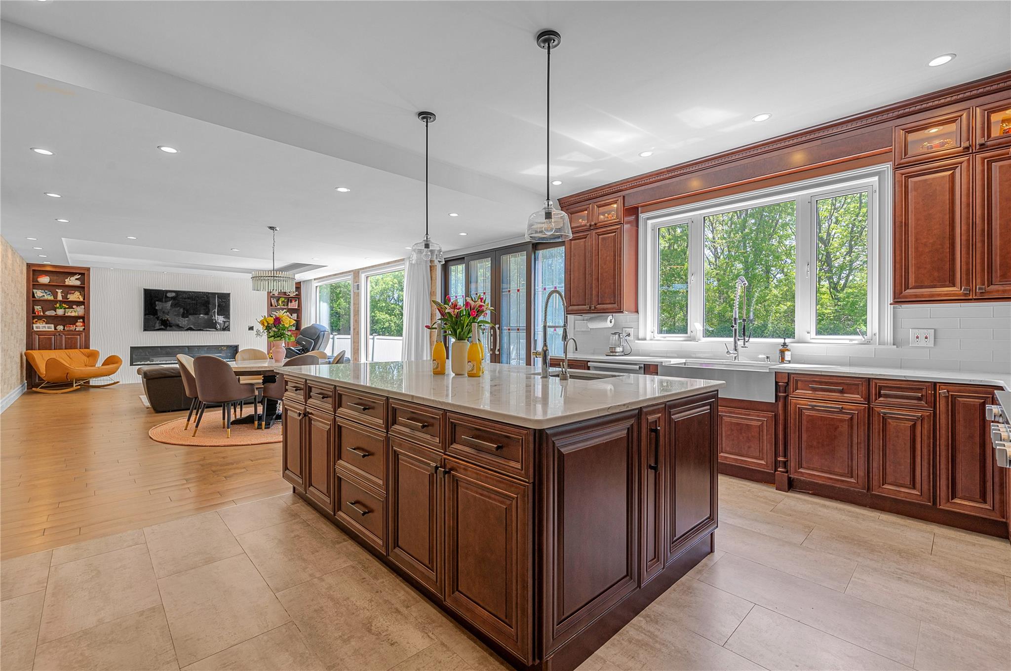 108 Fig Drive, Dix Hills, New York image 10